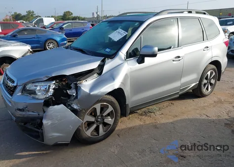 2017 Subaru Forester 2.5I Limited из США, поврежденный, VIN JF2SJARCXHH476912